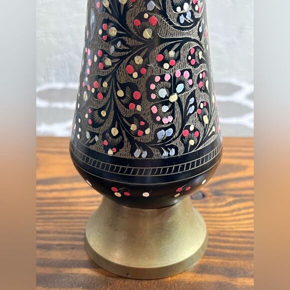 Vintage Black and Etched Brass Vase w enameled colorful painting, unique decor - Picture 8 of 8